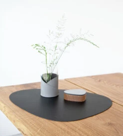 LIND DNA Bull Placemat Curve -Huis Keuken 31511 01 3 EnvironmentImage 3a4056b3bd