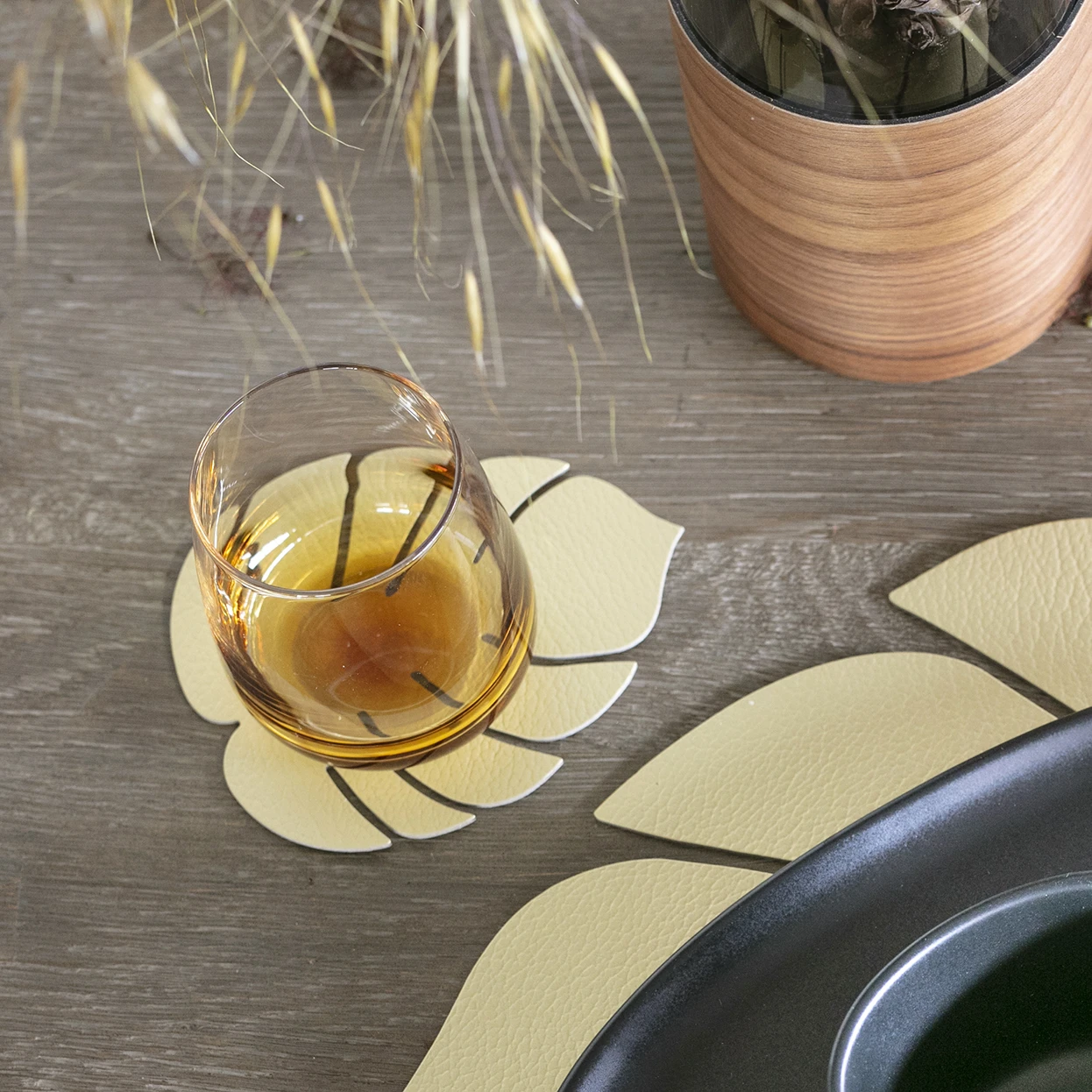 LIND DNA Monstera Leaf Hippo Onderzetter 5 LIND DNA Monstera Leaf Hippo Onderzetter - Afbeelding 3